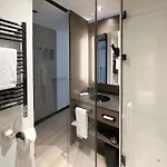 ヴェッシンガー ホテル 4*