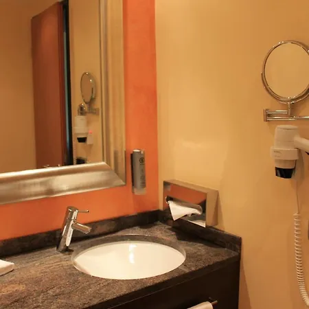 Hotell Wessinger 4*